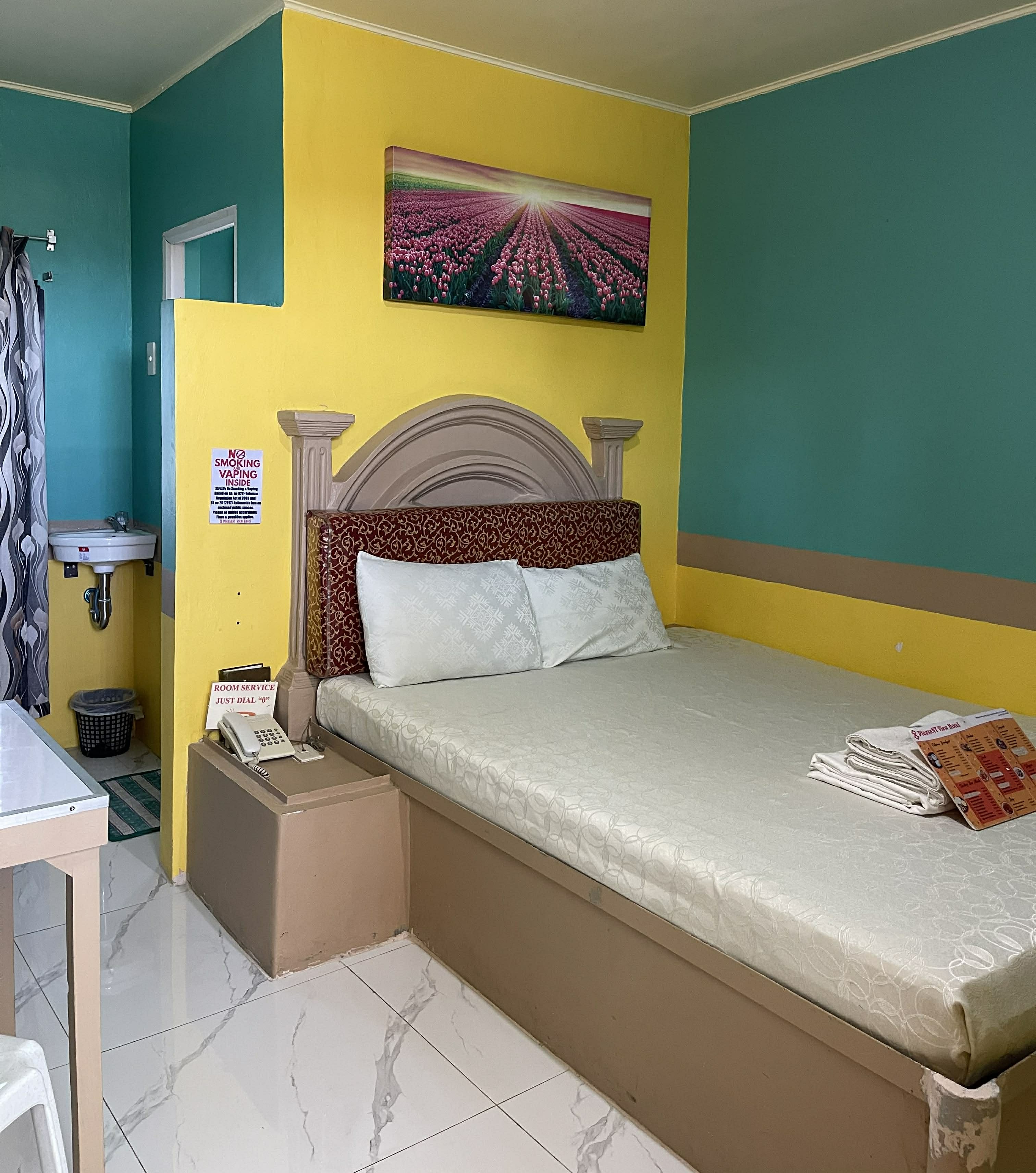 Pleasant Room